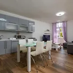 Smaila 1729 Apartment Pula