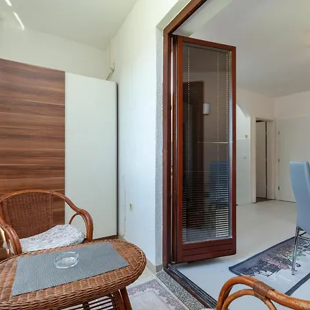 Appartement Smaila 1729 *