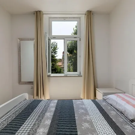 Smaila 1729 Appartement Pula