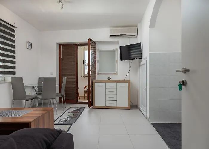 Apartamento Smaila 1729 *