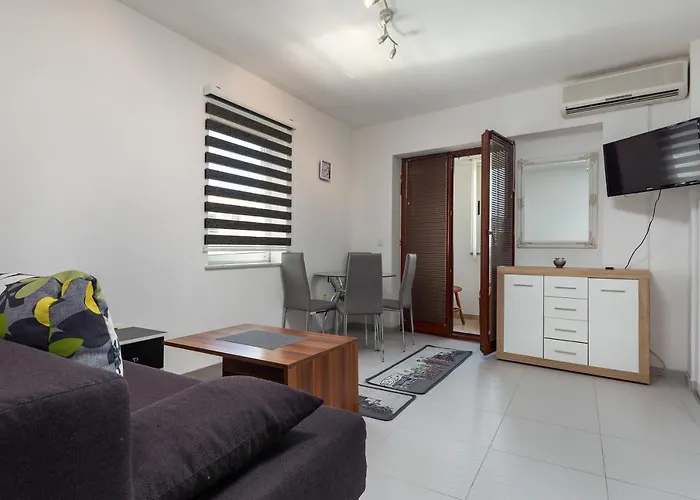 Smaila 1729 Apartamento